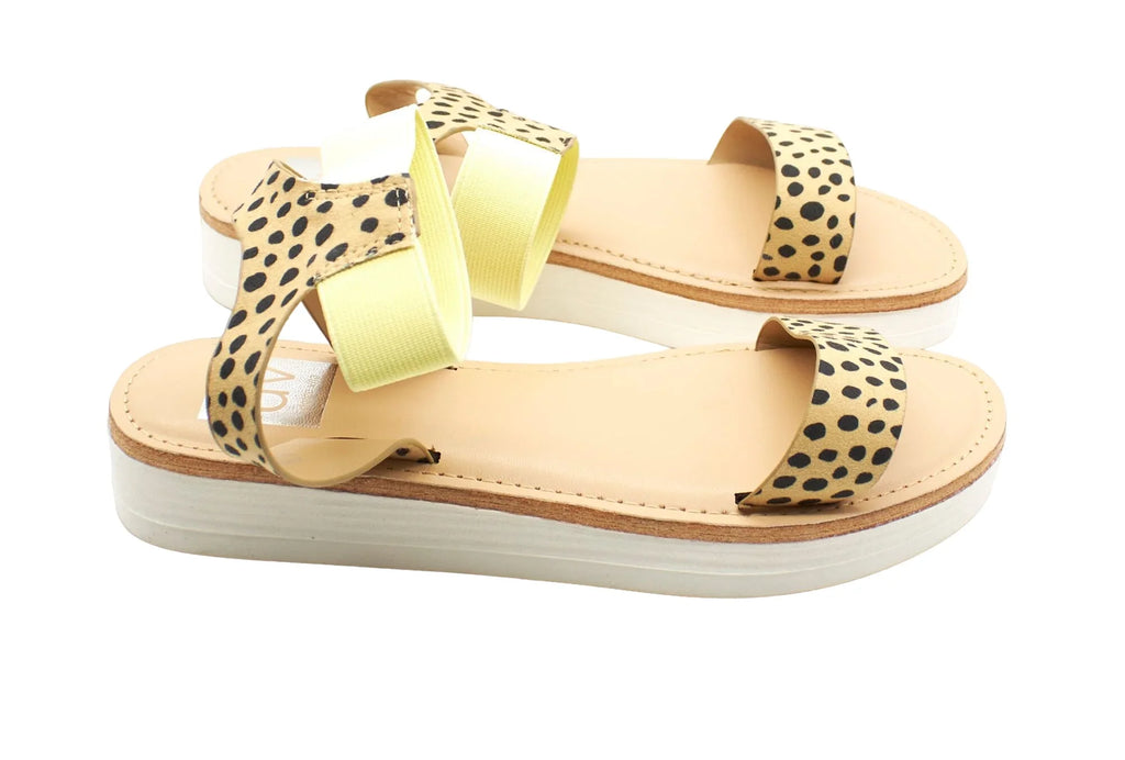 DV by Dolce Vita Hilfa Women's Brown Sandal (size 6)