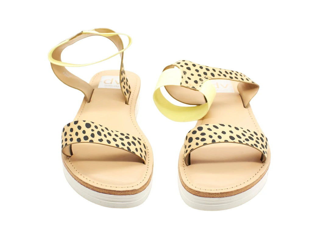 DV by Dolce Vita Hilfa Women's Brown Sandal (size 6)