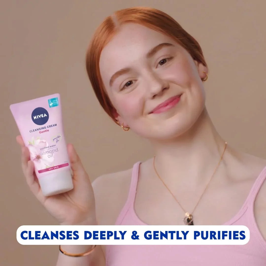 Nivea Visage Daily Essentials Gentle Cleansing Cream Wash For Dry & Sensitive Skin (150Ml)