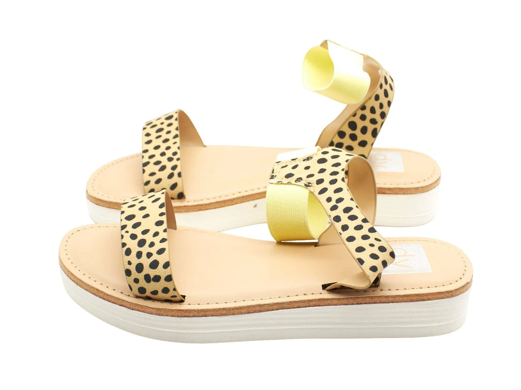 DV by Dolce Vita Hilfa Women's Brown Sandal (size 6)