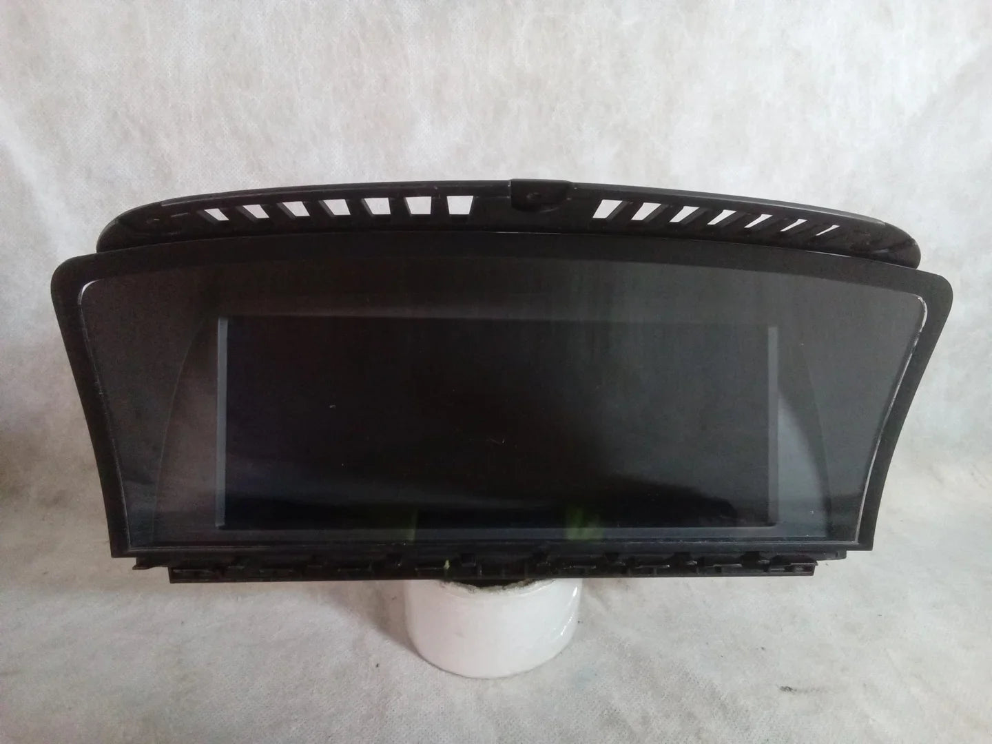 Pre-Owned 2007 BMW 750i Front Dash 8.8 Display Screen 65829157123 OEM LKQ (Good)