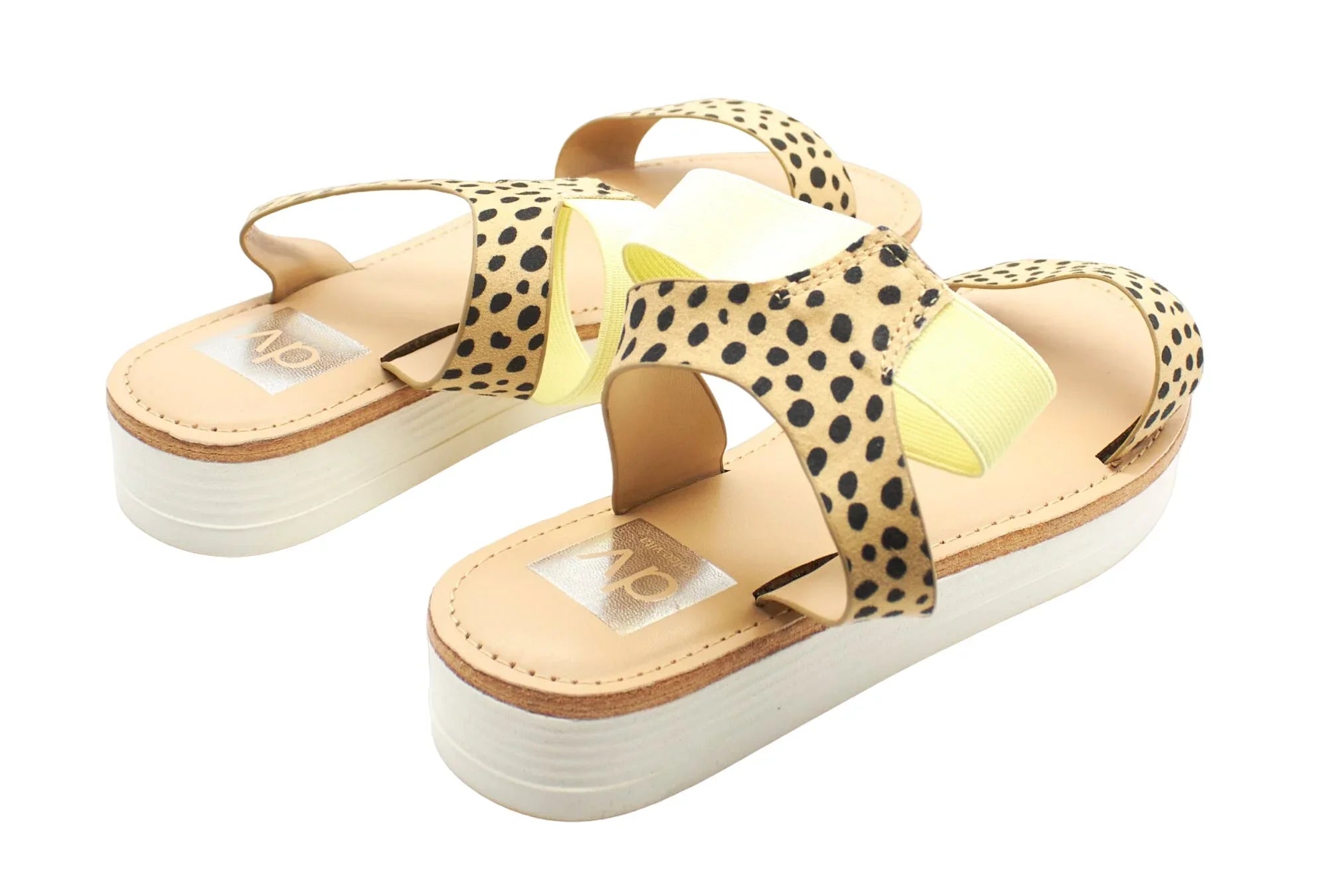 DV by Dolce Vita Hilfa Women's Brown Sandal (size 6)