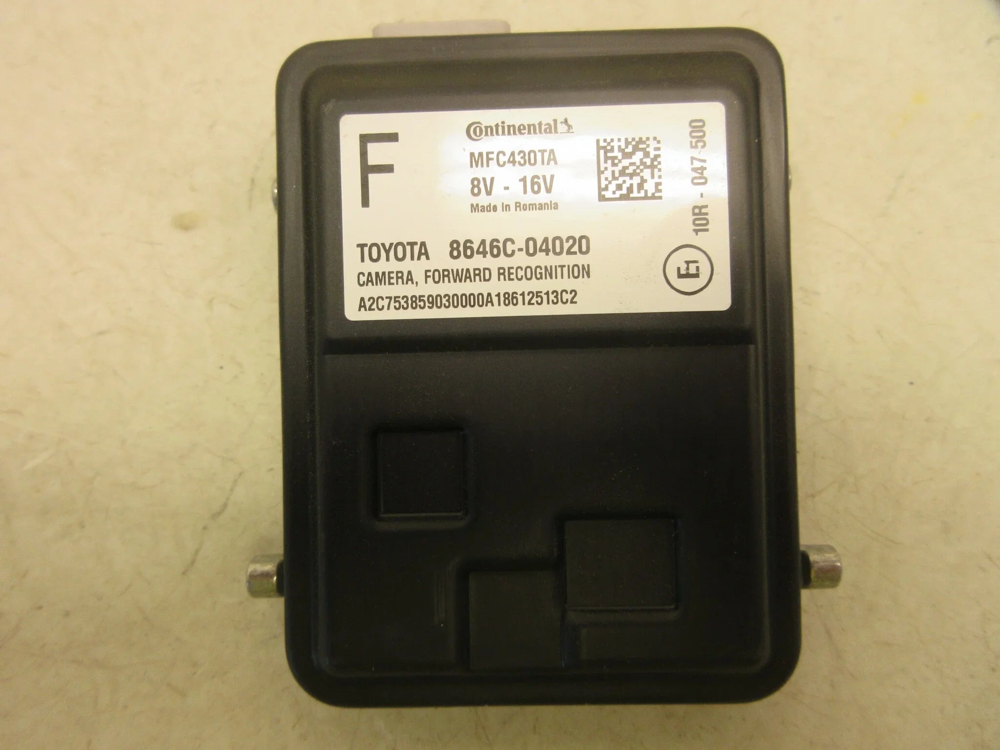 Pre-Owned 18-22 Toyota Tacoma Front Windshield Mounted Lane Departure Warning Camera OEM (Good)